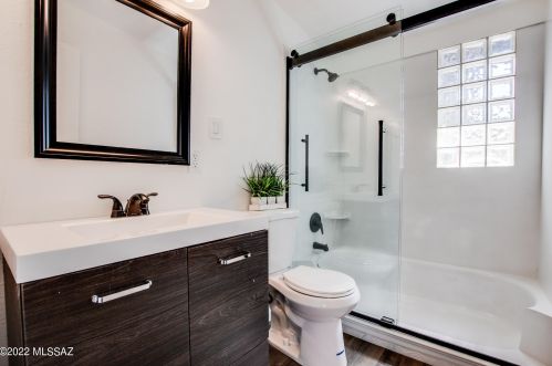 5718 Calle Aurora, Tucson AZ  85711-6730 exterior