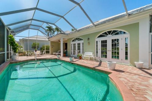 768 Ashburton Dr, Naples FL 34110-7906 exterior