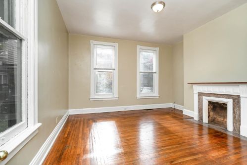 340 9 St, Covington KY 41011-2409 exterior