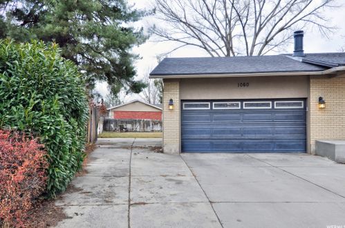 1060 Fallbrook Way, Sandy UT 84094-0719 exterior