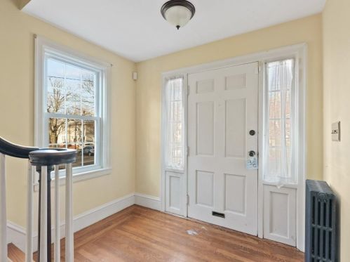 26 Whitford Ave, Providence RI 02908-3355 exterior