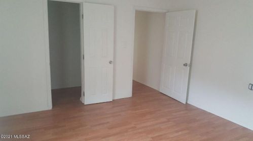 802 34th St, Tucson AZ  85713-4611 exterior