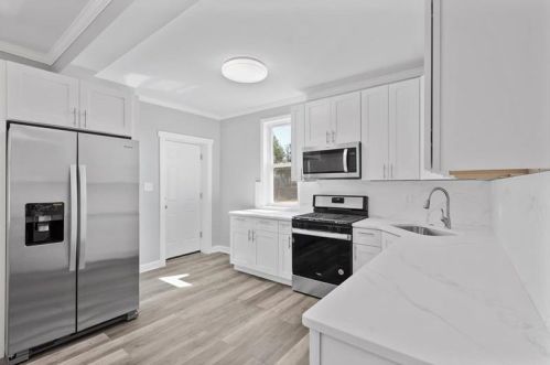 1841 Realty Ave, Pittsburgh PA  15216-3611 exterior