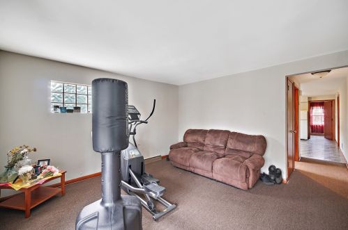 6201 Kilpatrick Ave, Chicago IL 60652-3050 exterior