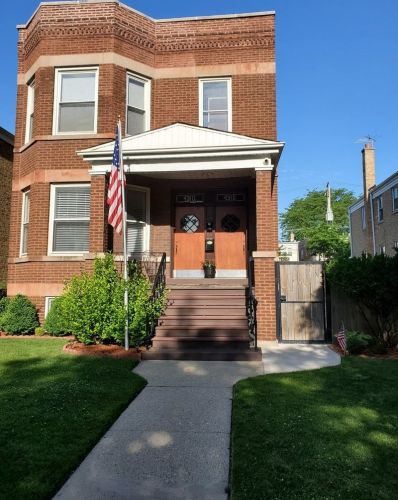 4910 Monitor Ave, Chicago, IL 60630-2025