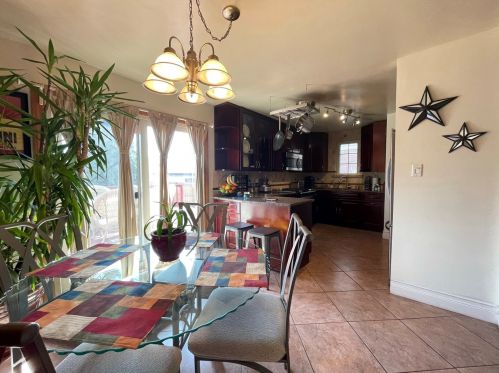 5123 Mason Ave, Chicago IL 60630-1916 exterior