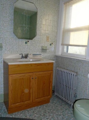 347 Greenville Ave, Providence RI  02919-2634 exterior