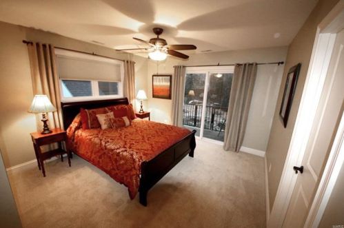 1051 Barberry Ln, Saint Louis MO 63122-5113 exterior