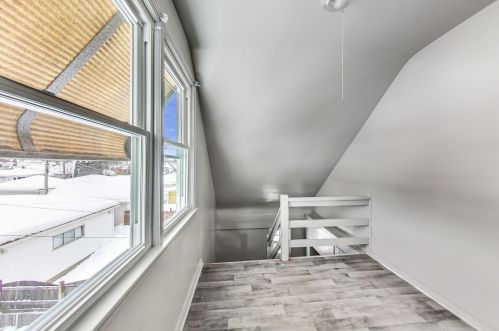 1719 Melvina Ave, Chicago IL 60646-1123 exterior