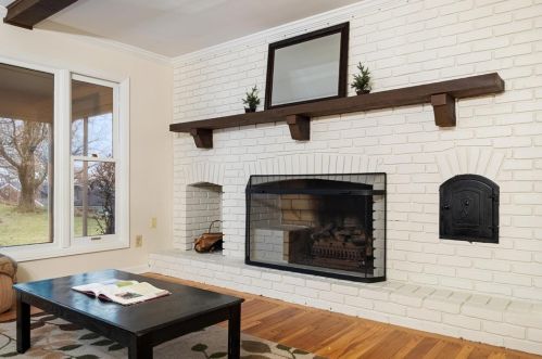 213 Harwick Dr, Pittsburgh PA  15235-5331 exterior