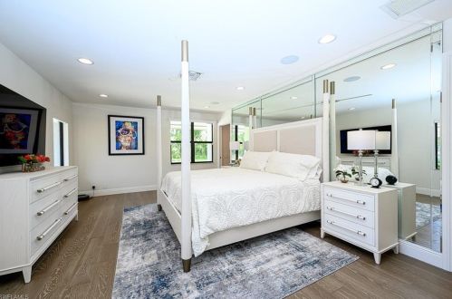 6582 Trl Blvd, Naples FL 34108-2655 exterior