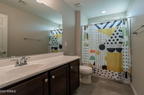 28511 23 Dr, Phoenix AZ 85085 exterior