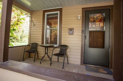 615 Division St, Big Rapids, MI 49307-1917