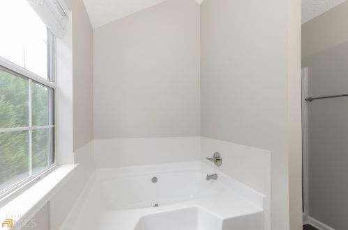 2526 Willenhall Way, Lithonia GA  30058-3886 exterior