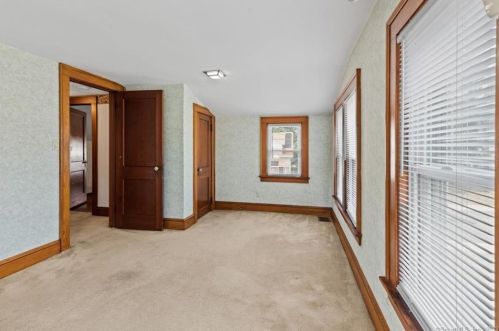 52 Delmont St, Manchester CT 06042-3510 exterior