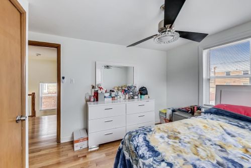 6438 Foster Ave, Chicago IL 60656-2248 exterior