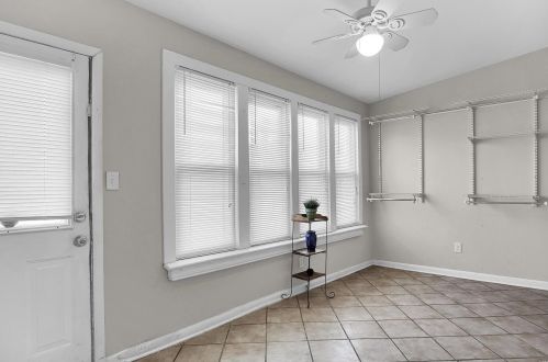 5206 Idaho Ave, Saint Louis MO 63111-1653 exterior