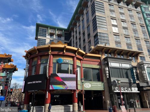 777 7th St, Washington DC  20001-3715 exterior