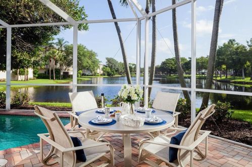 720 Bentwater Cir, Naples FL 34108-6718 exterior