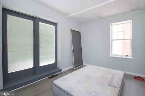 1144 4 St, Philadelphia PA 19133-3208 exterior