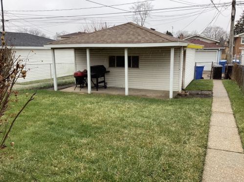 11712 Elizabeth St, Chicago, IL 60643-5120