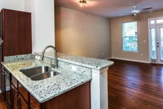 2399 Parkland Dr, Atlanta GA  30324-6600 exterior