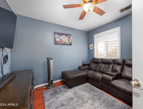 201 Crosscreek Dr, Chandler AZ 85225-8918 exterior