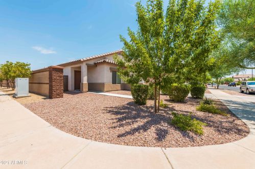 3434 Chambers St, Phoenix, AZ 85041-7405