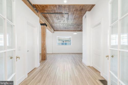 2218 Emerald St, Philadelphia PA 19134-2505 exterior