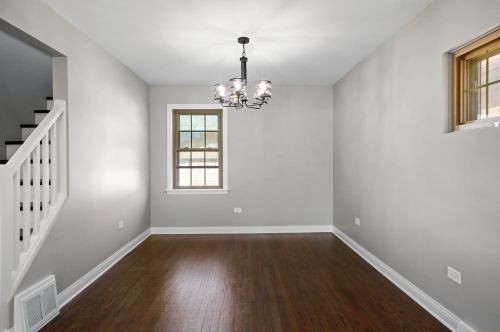 5548 Kilbourn Ave, Chicago IL  60629-4808 exterior