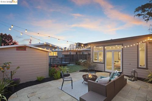 925 Santa Fe, Berkeley CA 94706-2345 exterior