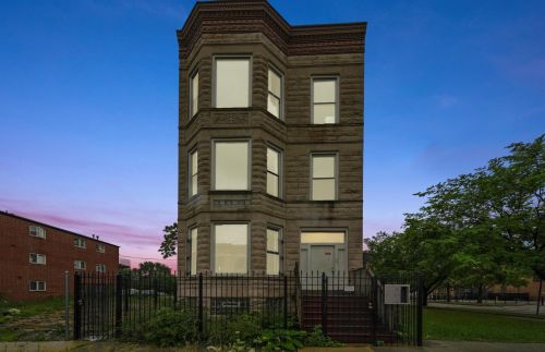 2857 Polk St, Chicago, IL 60612-4007