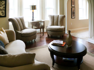 10510 Park Ln, Cleveland OH  44106-5407 exterior