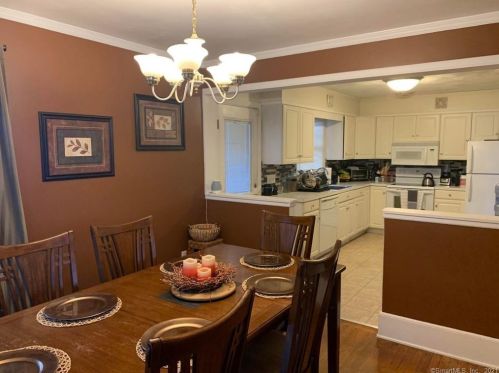 86 Boylston St, Meriden CT 06450-4737 exterior