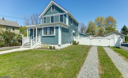 18 Hamilton St, Bloomingdale NJ 07403-1731 exterior