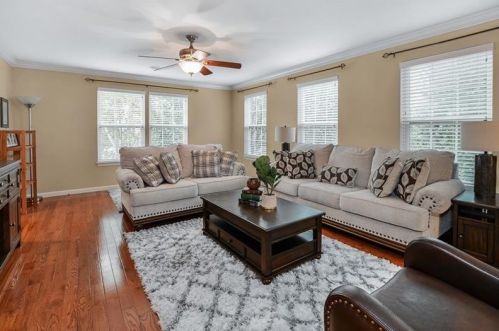 121 Chapel Harbor Dr, Pittsburgh PA  15238-3155 exterior