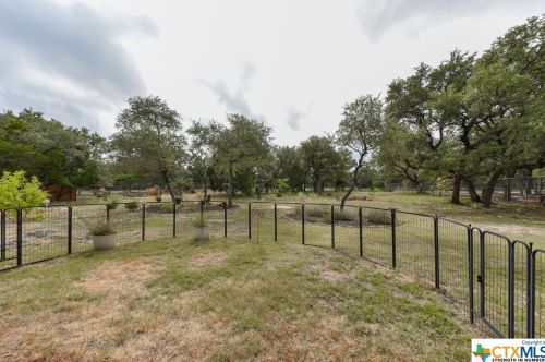 1044 Pegasus Dr, Spring Branch TX 78070 exterior