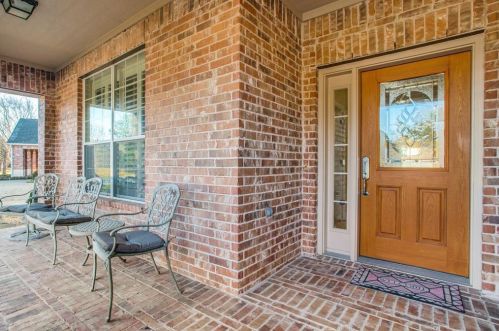 421 Pebble Bch Dr, Frisco TX 75034-2984 exterior