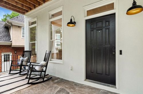 1076 Childers Rd, Atlanta GA  30324-2701 exterior