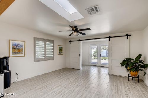 2615 Fairmount Ave, Phoenix AZ 85015-5356 exterior