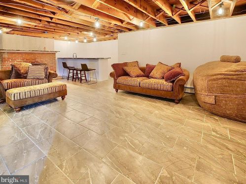 240 Gerald Dr, Chester PA 19014-1717 exterior