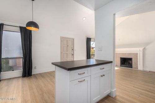 1187 Belmont Ave, Phoenix AZ  85020-4162 exterior