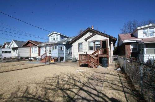 5608 Nottingham Ave, Saint Louis MO 63109-2822 exterior