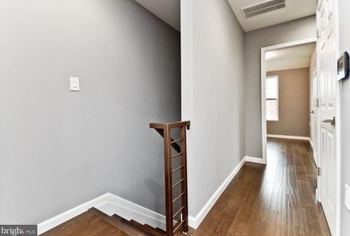 4650 Hayes St, Washington DC 20019-3611 exterior