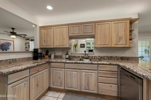 1832 Claremont St, Phoenix AZ  85015-2073 exterior