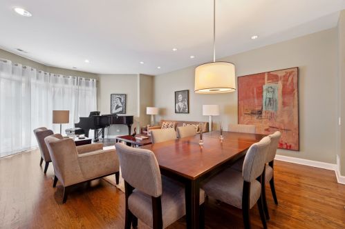 1906 Sedgwick St, Chicago IL  60614-8395 exterior