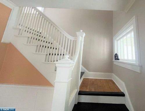 605 Blvd Pl, Duluth MN 55811-2713 exterior