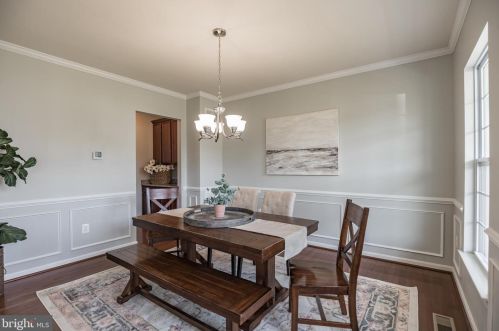 1190 Fairwood Dr, Huntingtown MD 20639-3931 exterior