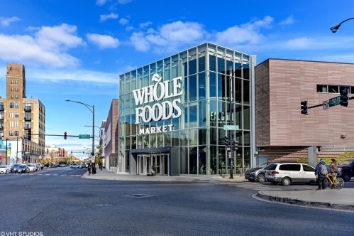 1928 Diversey Pkwy, Chicago IL  60614-1014 exterior