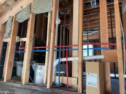 9 Shelton Ave, Trenton NJ  08618-1818 exterior